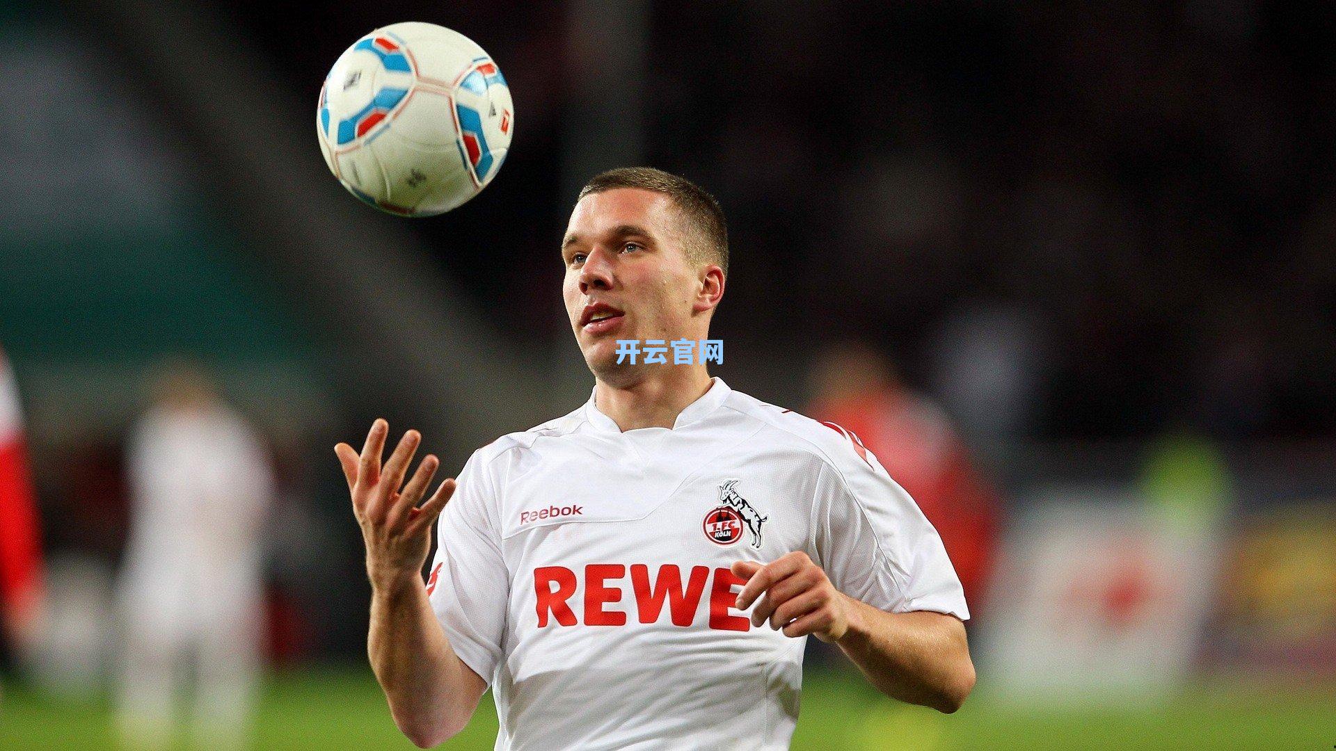 小蜜蜂队长柯林斯反思上半场被动局面,抓住机会才能赢得胜利