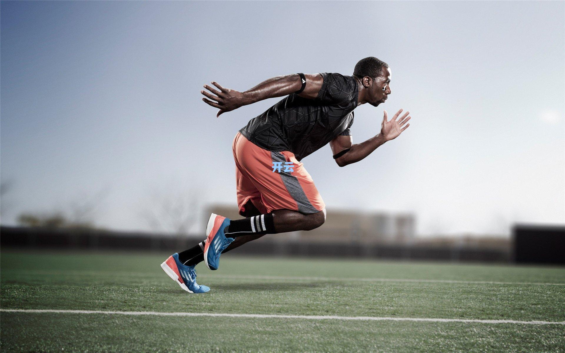 拉波尔塔与莱万经纪人关键会晤在即,波兰神锋续约前景蒙上阴影